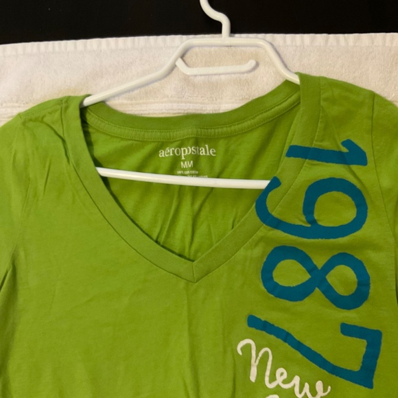Aeropostale Neon Green V neck t-shirt - Picture 2 of 2